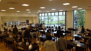 焼酎、ワイン、ビールまで…山の中に現れる酒のパラダイス