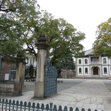 龍谷大学の入口。