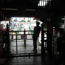 チャオプラヤ川 渡し船 (ワットアルン)