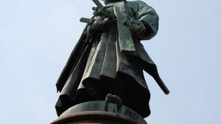 日本陸軍の創始者、靖国神社創設にも貢献だそうですが・・・。