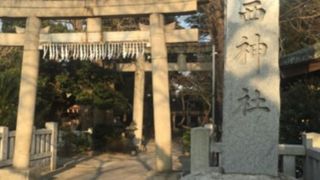 江戸川近くの神社