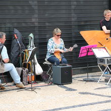 パフォーマーもいました。