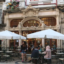 サンタ・カタリーナ通りの「カフェ・マジェスティック」