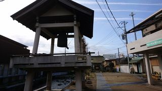 境内に鐘楼がある神社