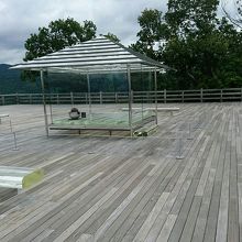 以前あったガラスの茶室