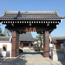 本妙寺山門