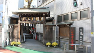 歴史と地元との結び付きが感じられる神社