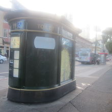 公衆トイレ（無料）も設置されていました