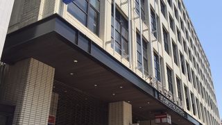 重厚な建物で素敵