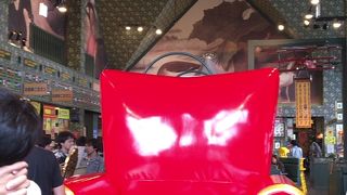 派手さは抜群「ラッキーピエロ峠下総本店」～北海道・七飯町～