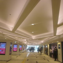 スタイリッシュな雰囲気に生まれ変わっても、”ビルヂング”。