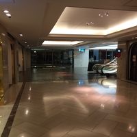 ホテルの入り口