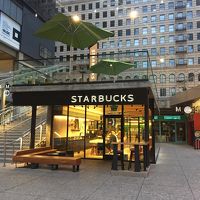 駅直結スタバ 抹茶フラペチーノもあります