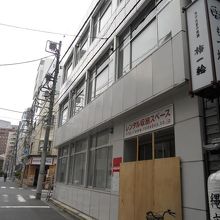 この辺りをぐるぐる探して周りました