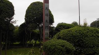 初めて碑が建っているのに気が付きました