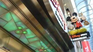 心斎橋でディズニーの品揃え