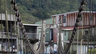 日本の統治下、台湾の開発のために造られた石炭を運ぶための吊り橋