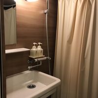 ドア開けた目の前がシャワー