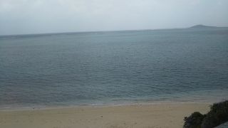 伊良部島や来間島に比べると地味