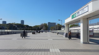 東京メトロ日比谷線上野駅から東京国立博物館へ行く時に通った
