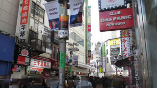 人の多さで、めまいがしてきます。