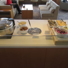 成田空港国際線 JALサクララウンジ