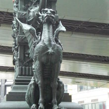 麒麟を、正面から見ると、まさにこれから飛び立とうとしています