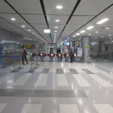 スワンナプーム空港駅 (ARL)