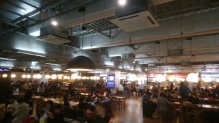 春休みの夕飯時間帯は混雑