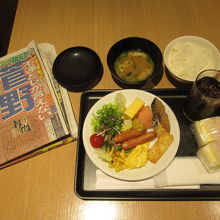 羽田空港国際線 JALサクララウンジ