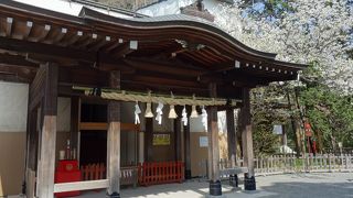 一部が改修工事中でした