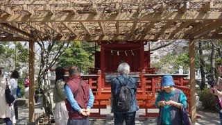 池の中の弁財天