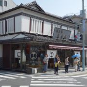 伝統を感じる店舗