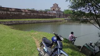 城壁も合わせて