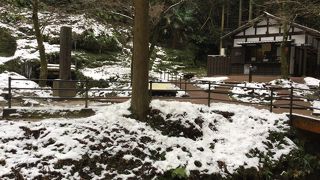 大きい大久保間歩ではなく小さい龍源寺間歩に入ってみました