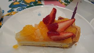 並んでいるし、高いけど、やっぱりおいしい！