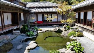 鑑賞用のお屋敷