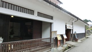 公開の昔の商家でぜひ見たい家です