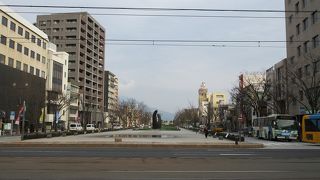 開放感のある大通り公園。