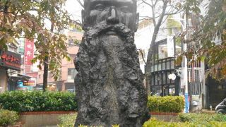 淡水に暮らし、台湾に貢献した人