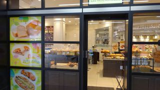 覚えにくい店名ですが、レベル高し