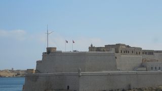 ヴァレッタの対岸