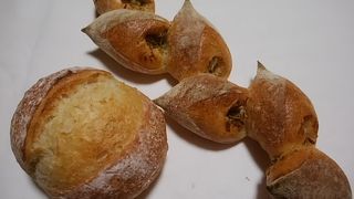 ドーナツ屋さんがてがけるパン屋さん