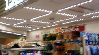 出発ロビーにあるローソン