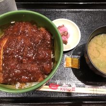 味噌カツ丼