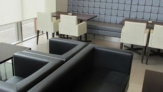 イートインスペースがお洒落です