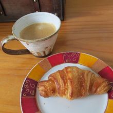 自宅でいただいたクロワッサン