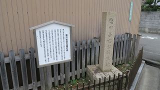 石柱碑があるのみ