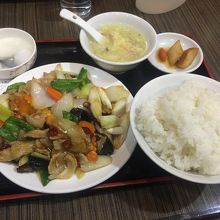 豚肉とネギの唐辛子炒めランチ