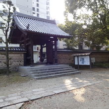 総門…内側から。